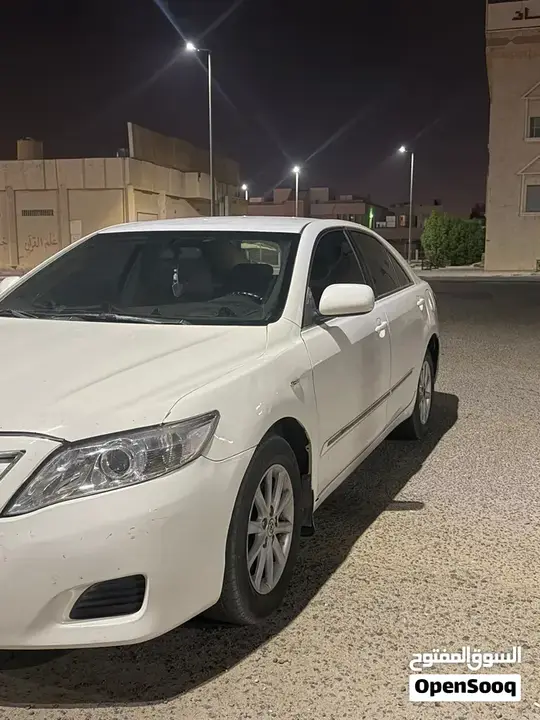 Toyota Camry 2010 photo 2