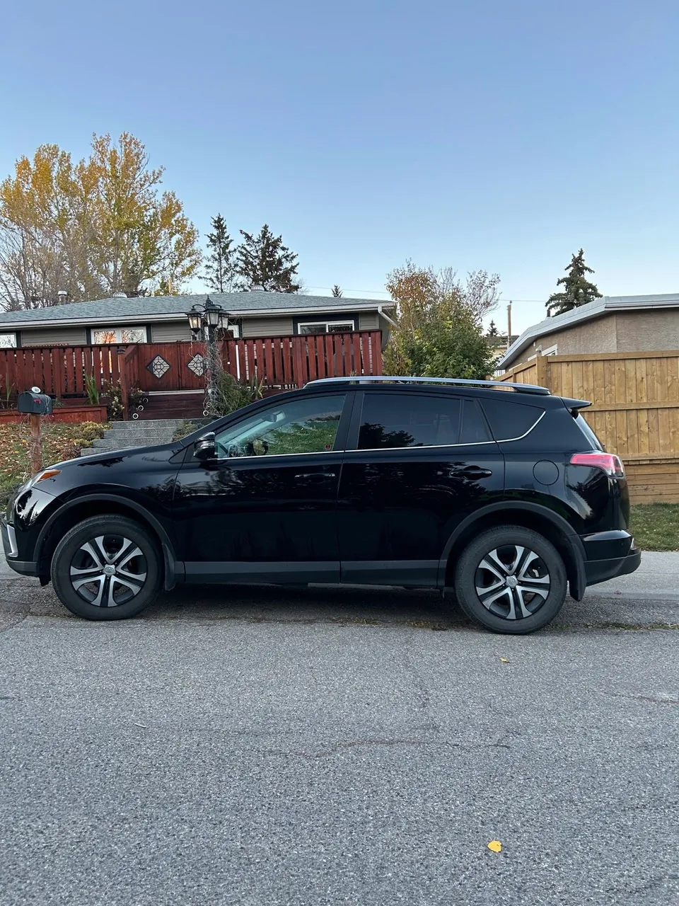 Toyota Rav4 2017 photo 5