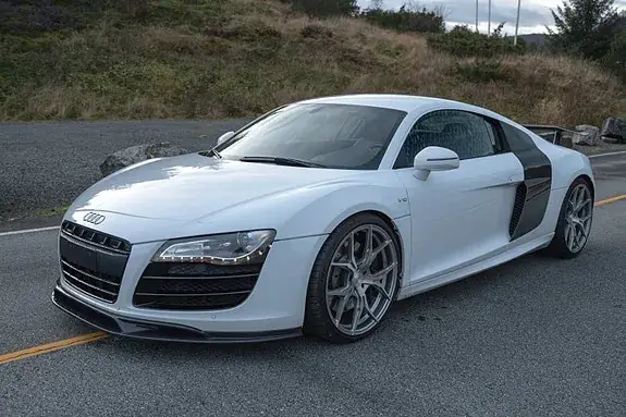 Audi R8 2009 photo 3
