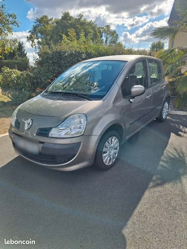 Renault Modus 2011 photo 3