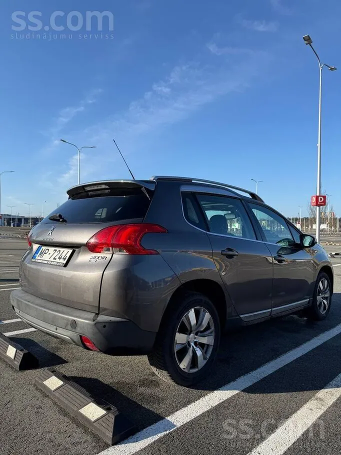 Peugeot 2008 2013 photo 5