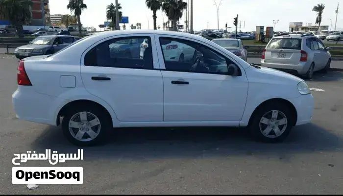 Chevrolet Aveo 2012 photo 3