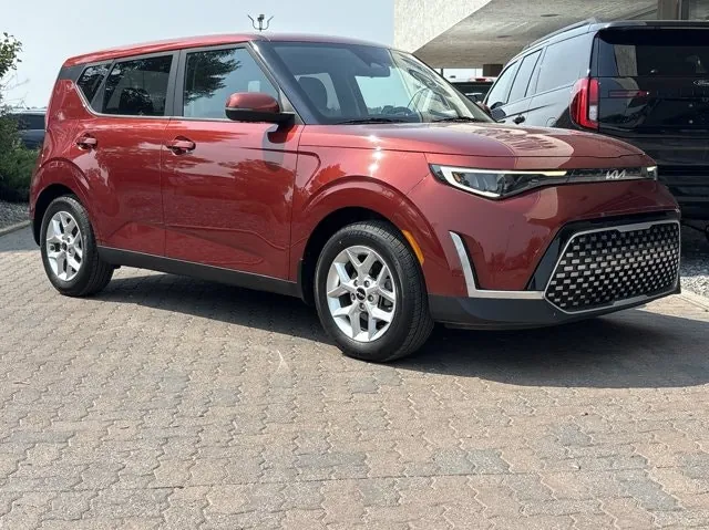 Kia Soul 2023 photo 2