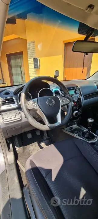 KG Mobility Tivoli 2016 photo 3