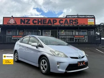 Toyota Prius 2012 photo 2