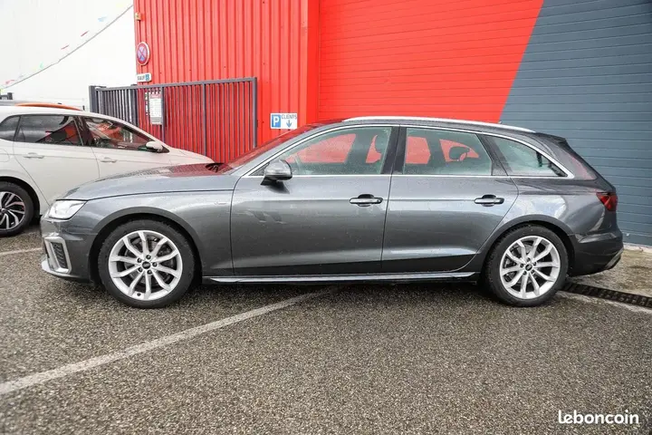 Audi A4 2024 photo 4