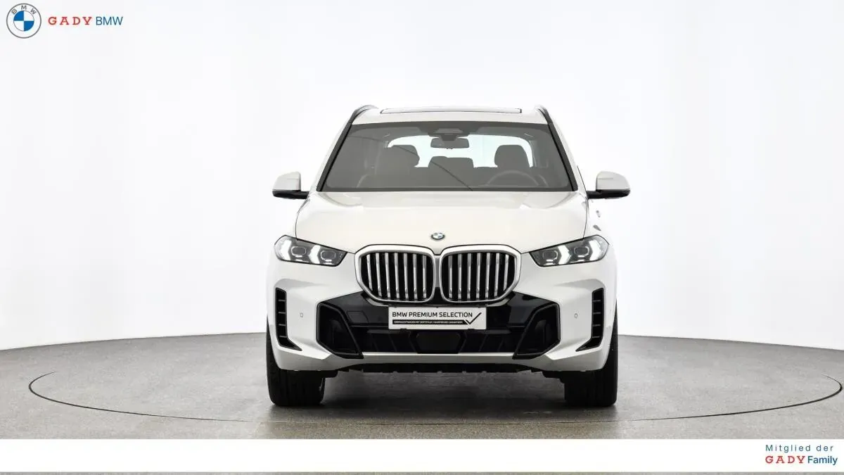 BMW X5 2024 photo 2