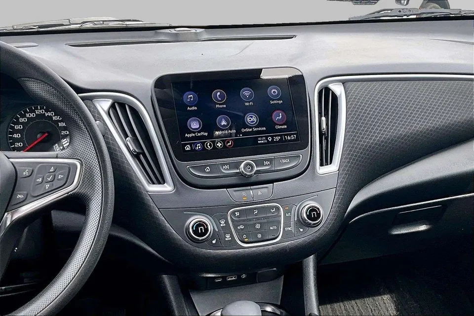 Chevrolet Malibu 2023 photo 5
