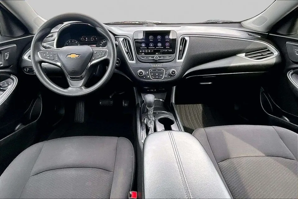 Chevrolet Malibu 2023 photo 4