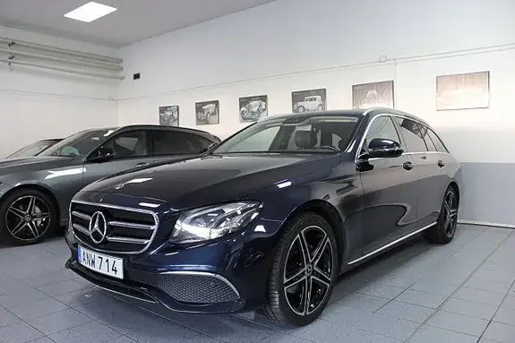 Mercedes-Benz E 220 D