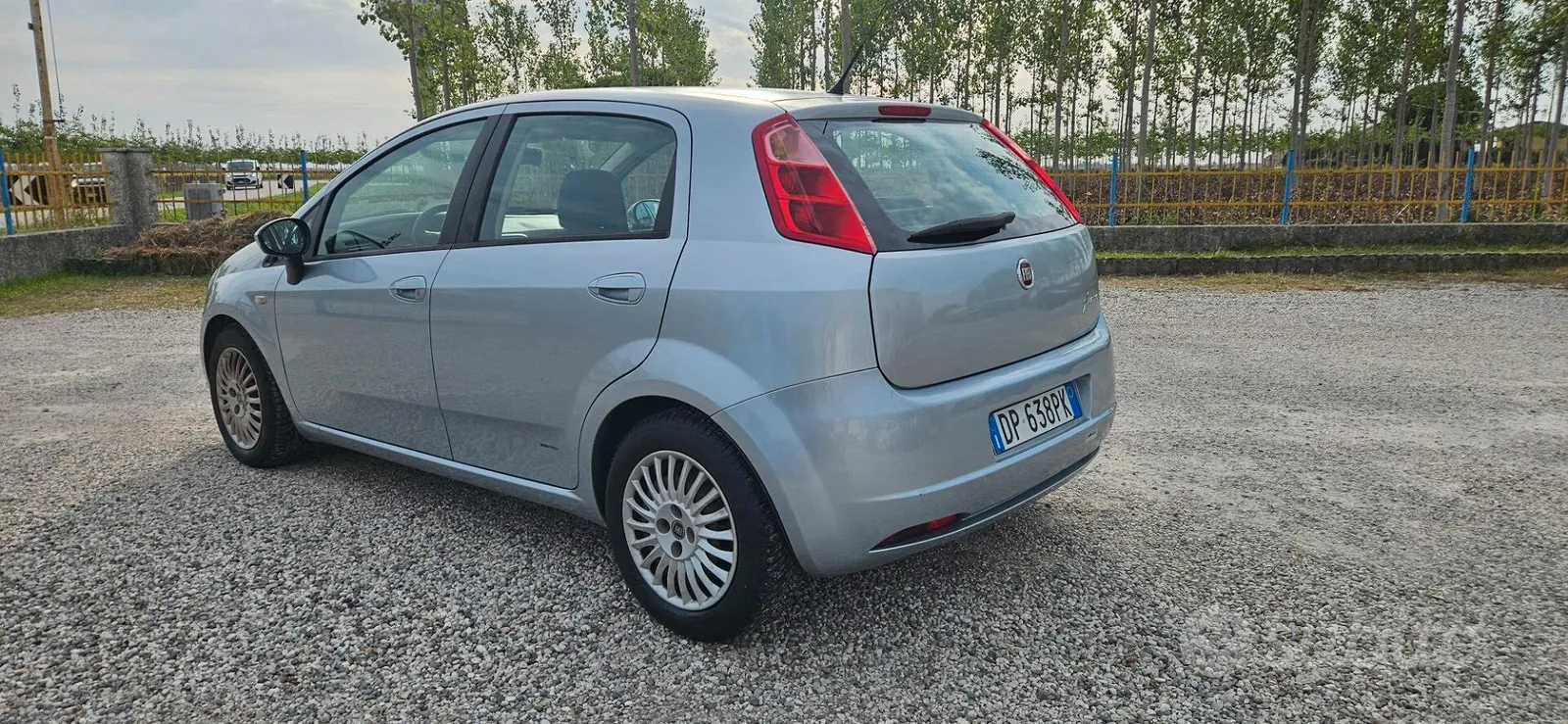 Fiat Grande Punto 2008 photo 5