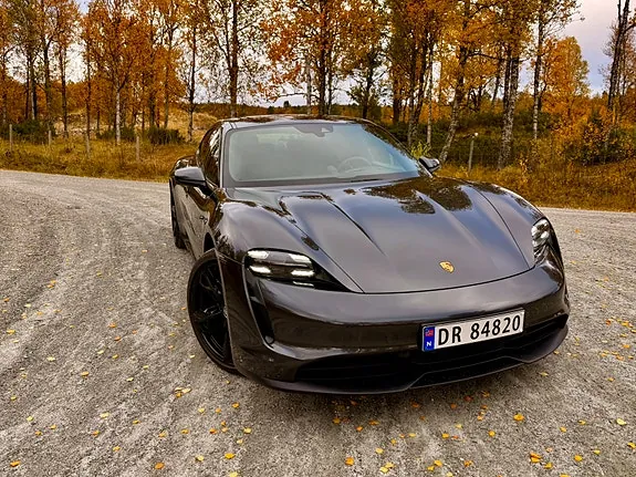 Porsche Taycan 4S