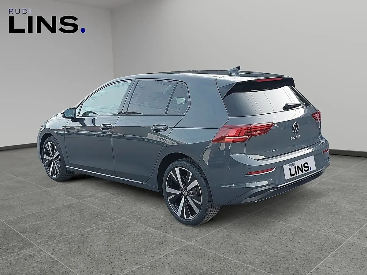 Volkswagen Golf 2026 photo 3