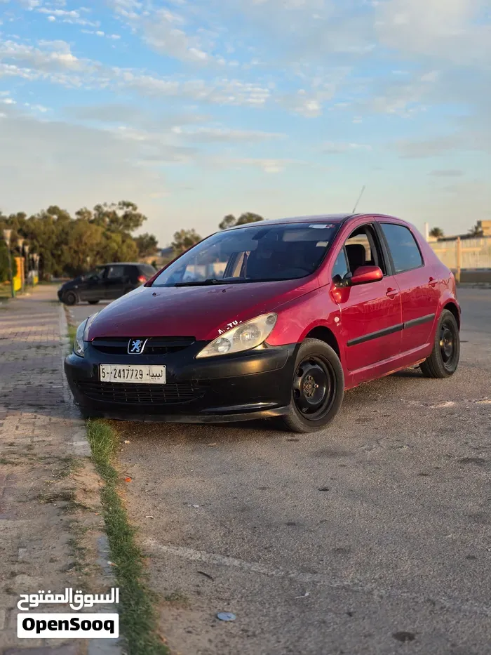 Peugeot 208 2014 photo 5
