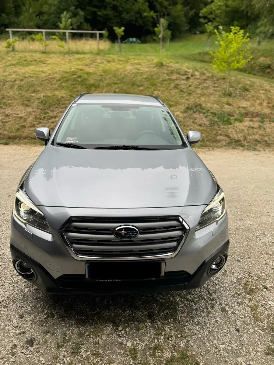 Subaru Outback 2015 photo 3