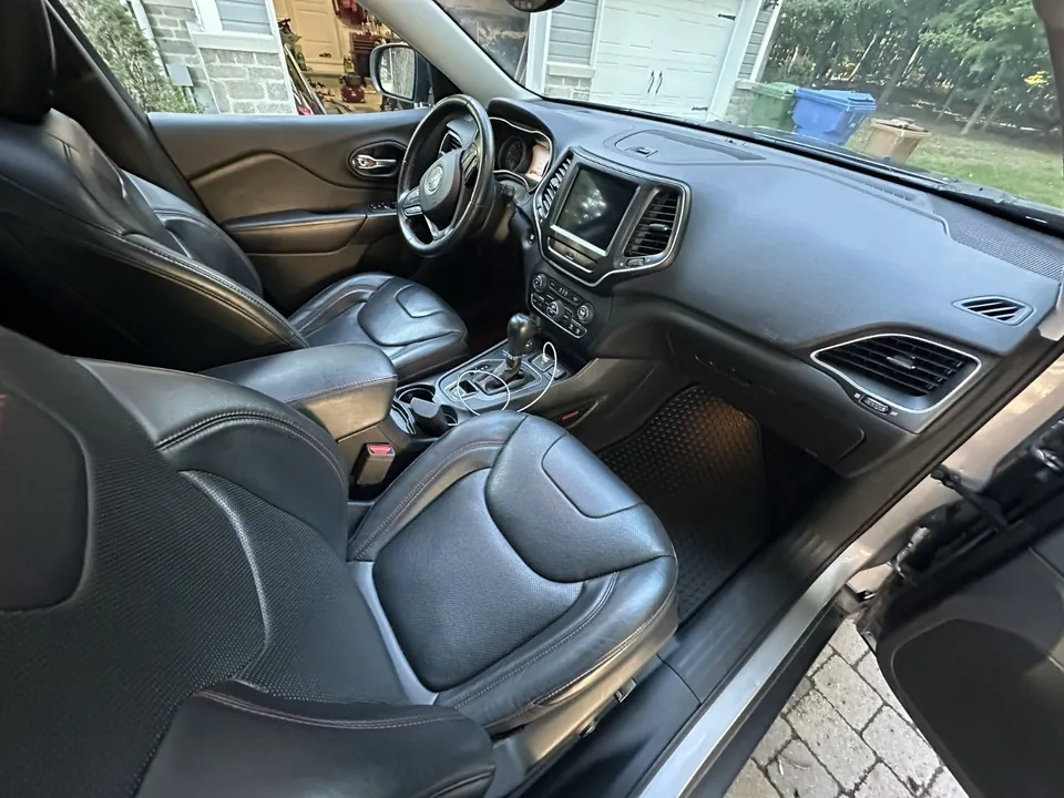 Jeep Cherokee 2019 photo 4
