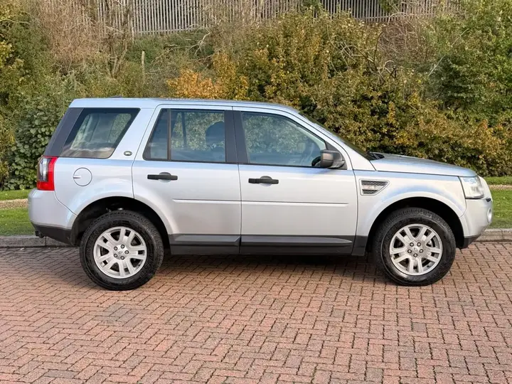 Land Rover Freelander 2 2010 photo 5