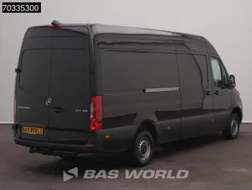 Mercedes-Benz Sprinter 2023 photo 2