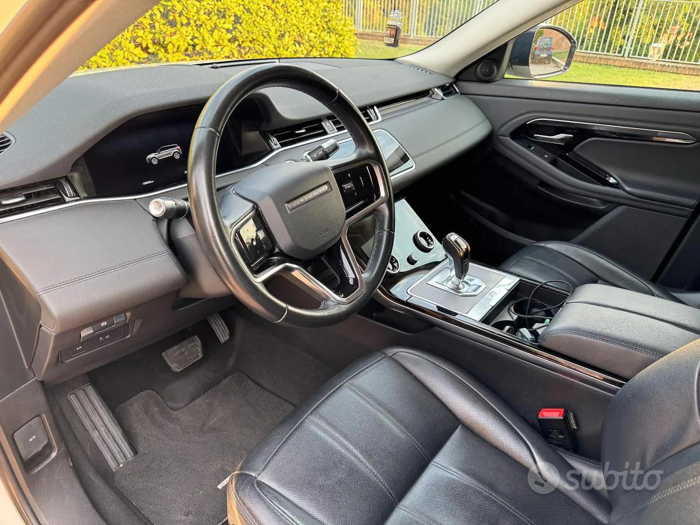 Land Rover Range Rover Evoque 2021 photo 5