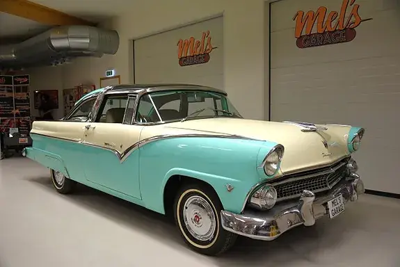 Ford Fairlane 1955 photo 4