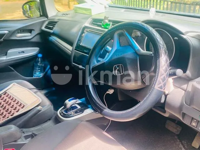 Honda Fit 2014 photo 2