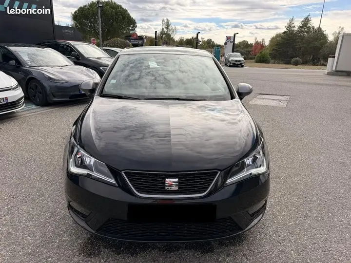 Seat Ibiza 2017 photo 2