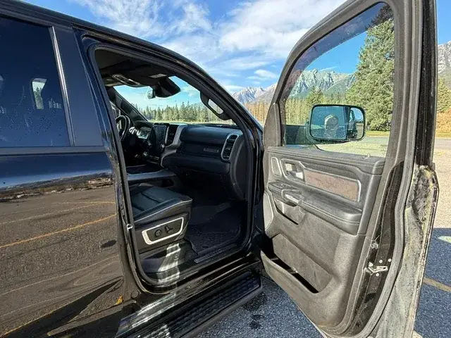 Dodge Ram 1500 2022 photo 5