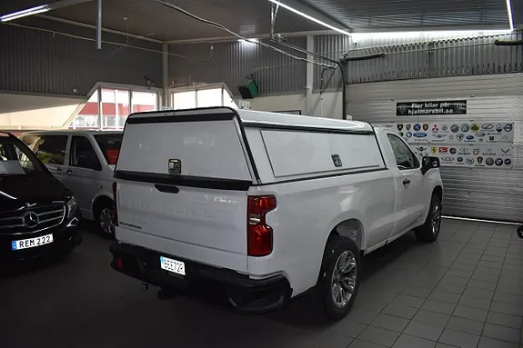 Chevrolet Silverado 1500 2021 photo 2