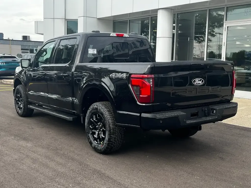 Ford F-150 2026 photo 2