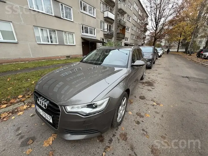 Audi A6 2012 photo 2