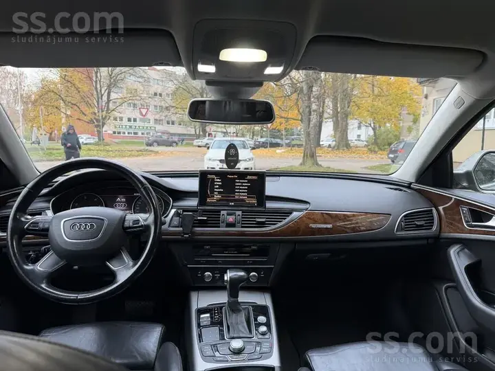 Audi A6 2012 photo 4