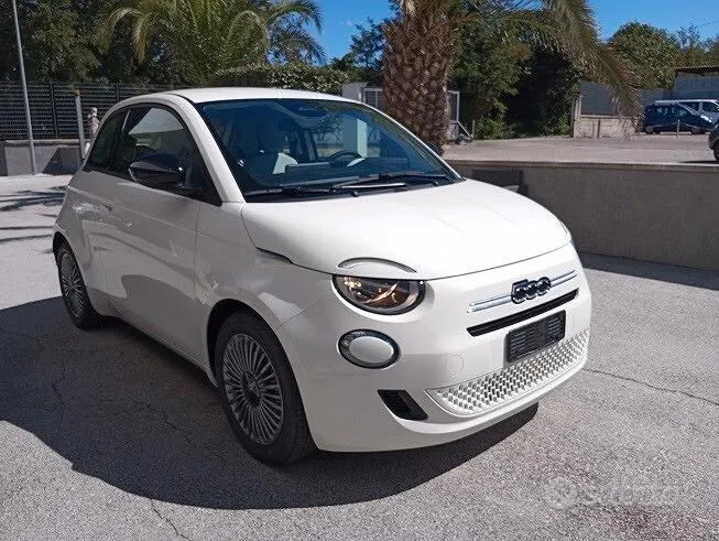 Fiat 500 2023 photo 3