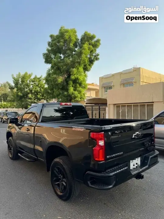 Chevrolet Silverado 2021 photo 2