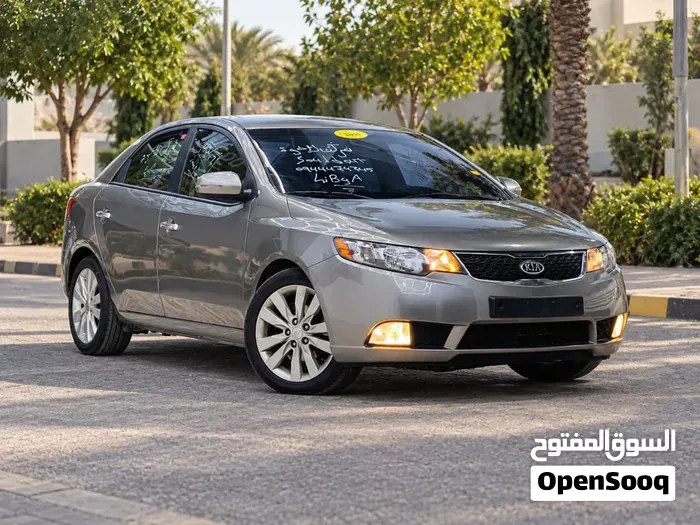 Kia Forte 2012 photo 3