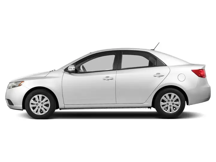 Kia Forte 2013 photo 2