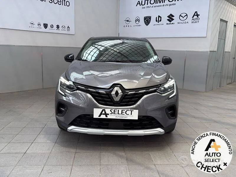 Renault Captur 2022 photo 2