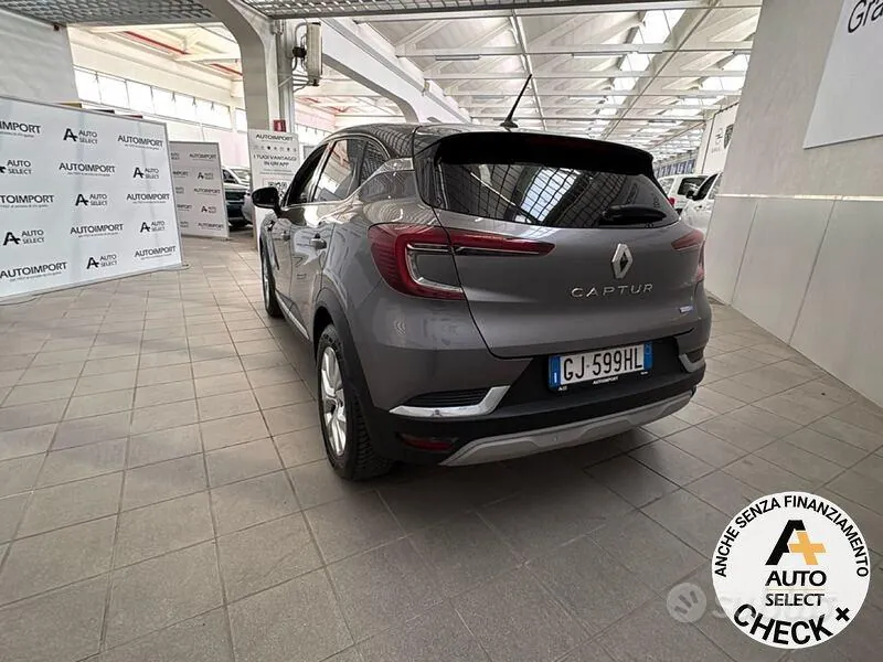 Renault Captur 2022 photo 4