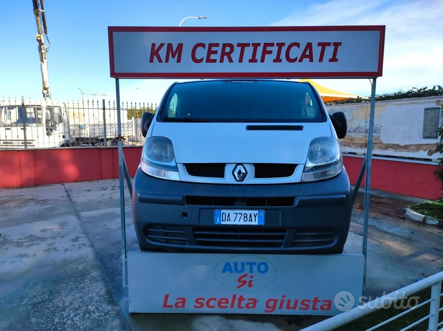 Renault Trafic 2006 photo 2