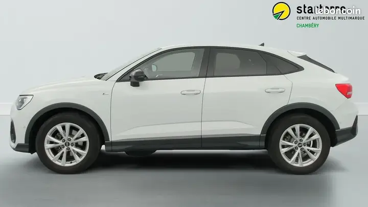Audi Q3 2021 photo 4
