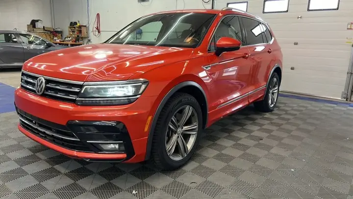 Volkswagen Tiguan 2018 photo 2