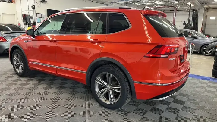 Volkswagen Tiguan 2018 photo 3
