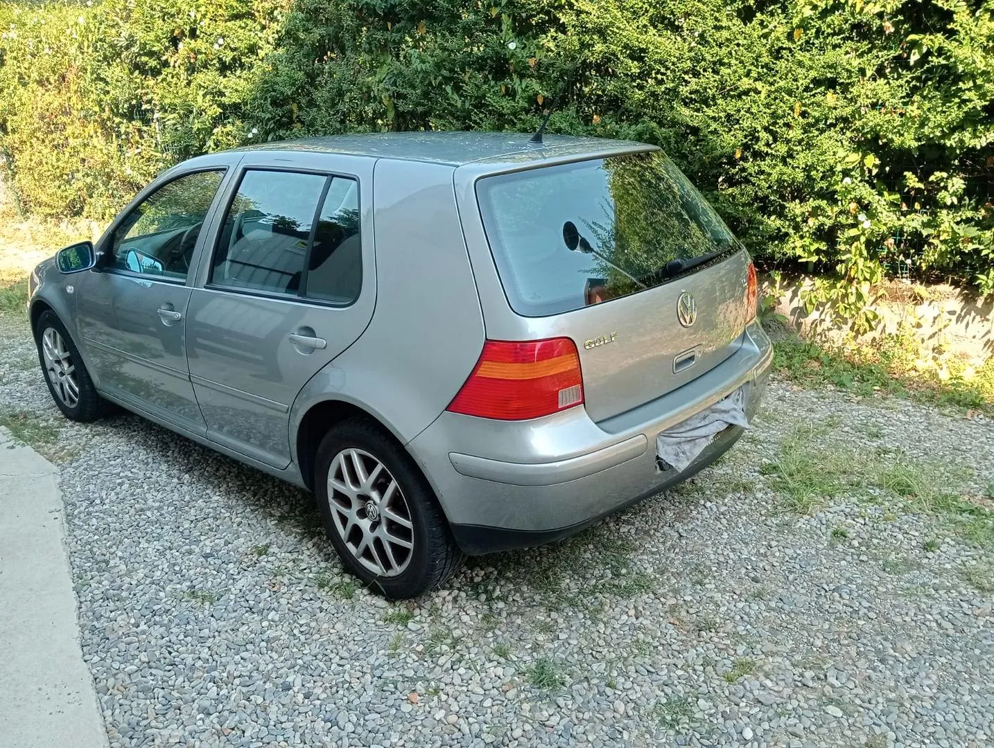 Volkswagen Golf 2003 photo 3