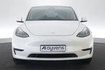 Tesla Model Y 2022 photo 2