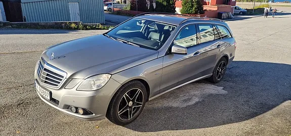 Mercedes-Benz E300 D 2010 photo 4