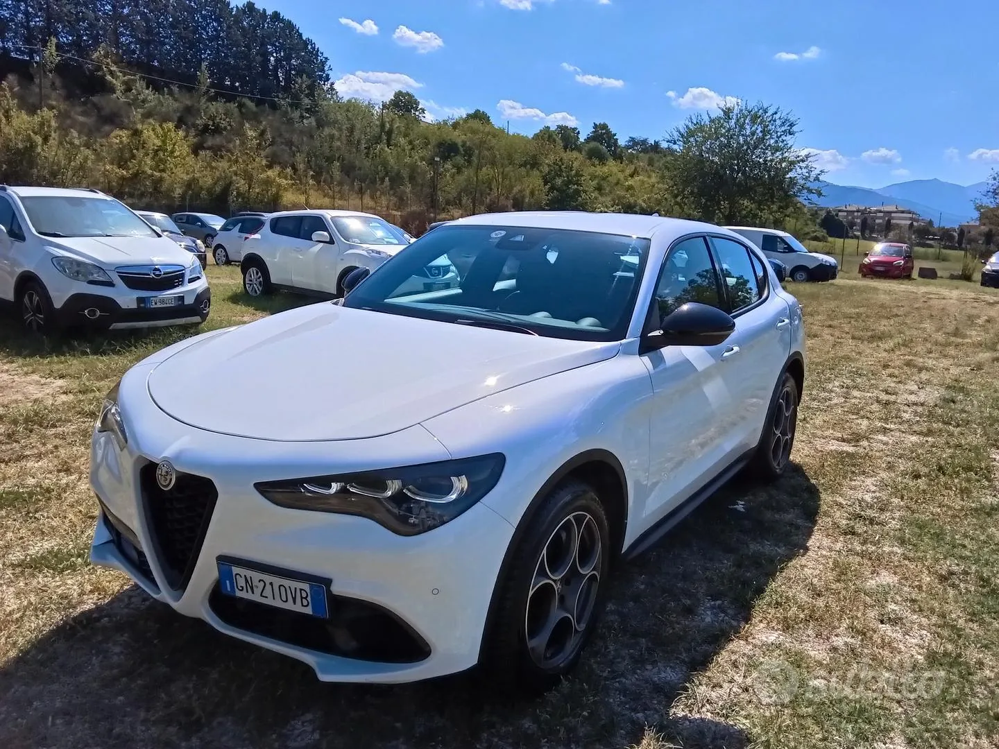 Alfa Romeo Stelvio 2023 photo 3