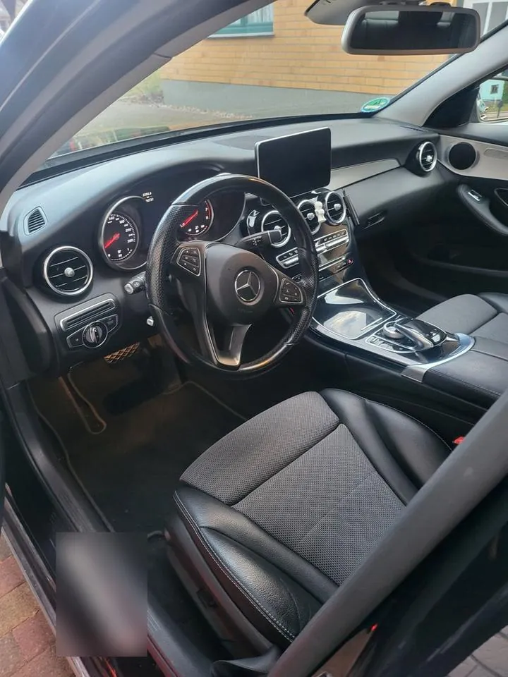 Mercedes-Benz C 180