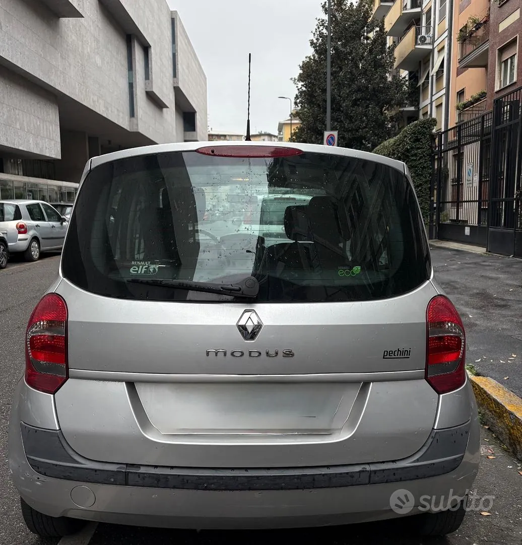 Renault Modus 2009 photo 2