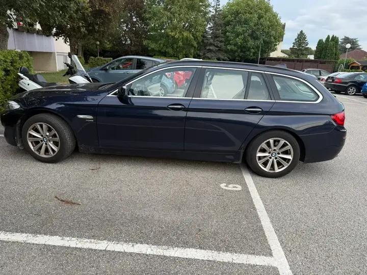BMW 5 Series 2011 photo 3