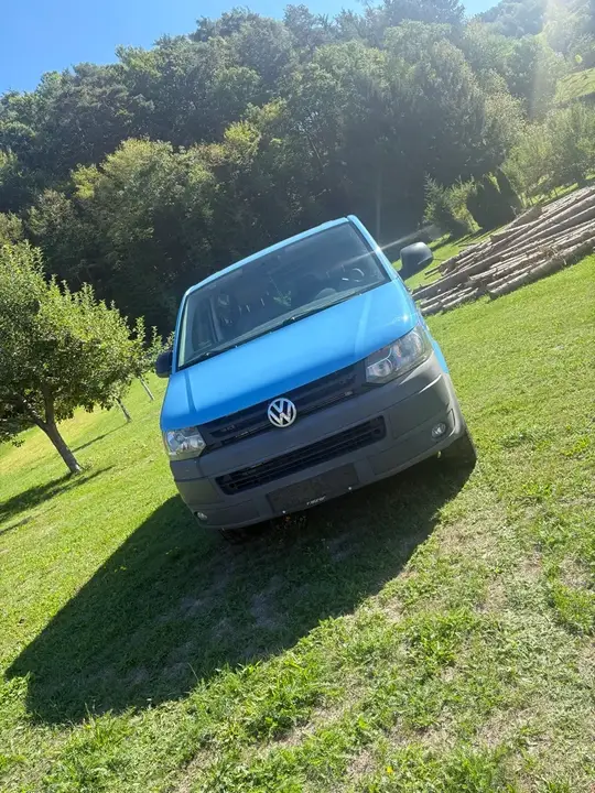 Volkswagen T5 Kombi