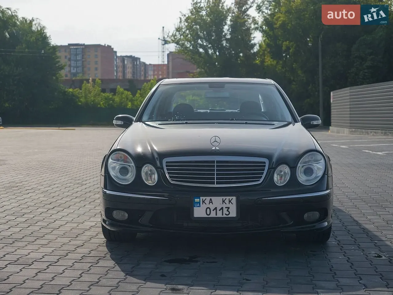 Mercedes-Benz E-Class 2002 photo 3
